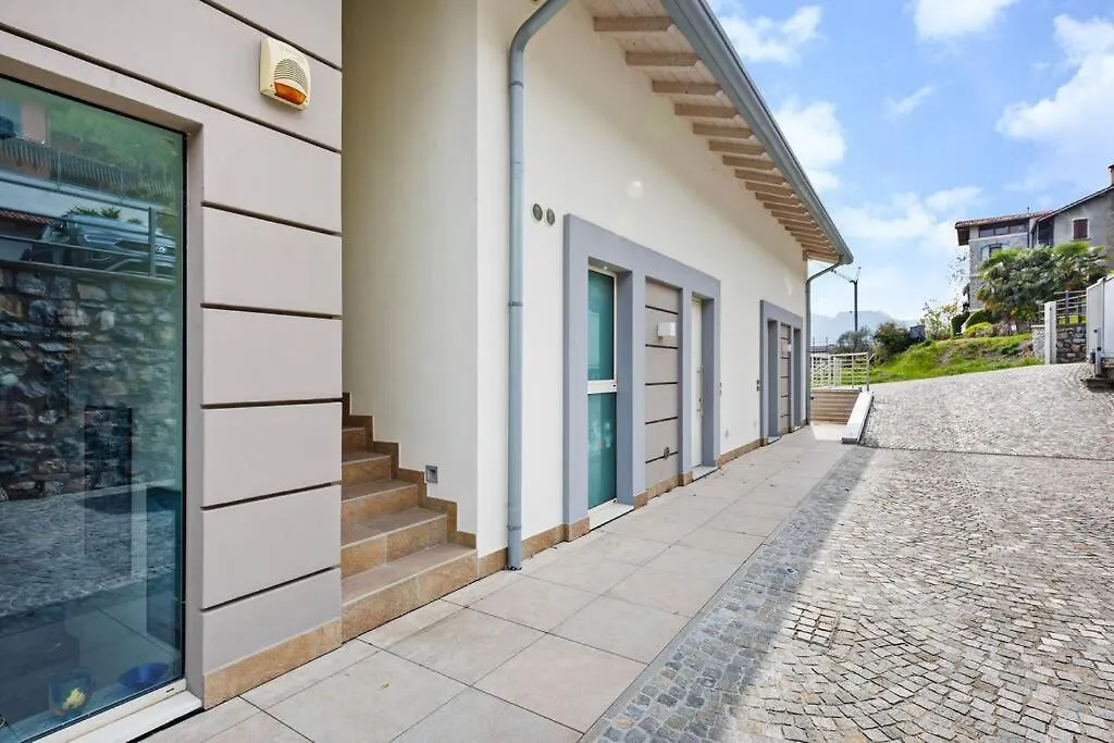Residenza Simona Mezzegra Apartment