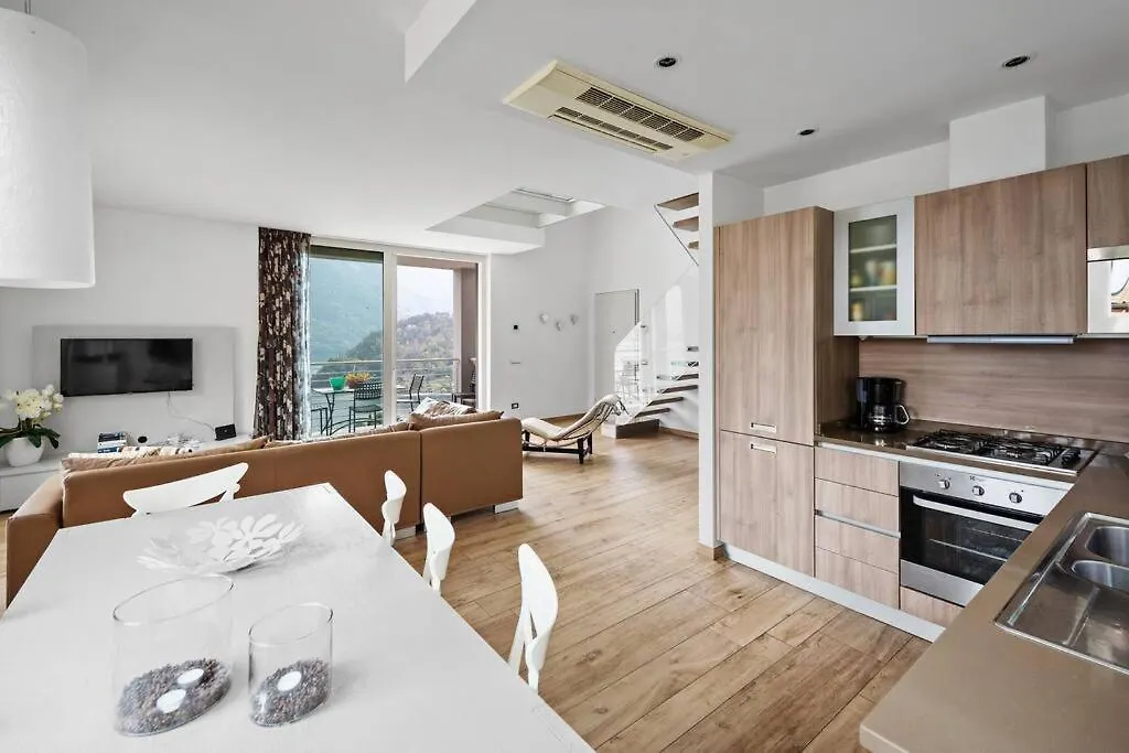 Residenza Simona Mezzegra 0*,