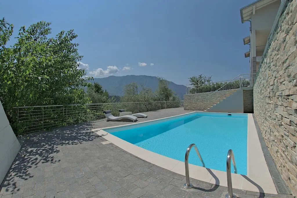 Residenza Simona Mezzegra 0*,  Italy
